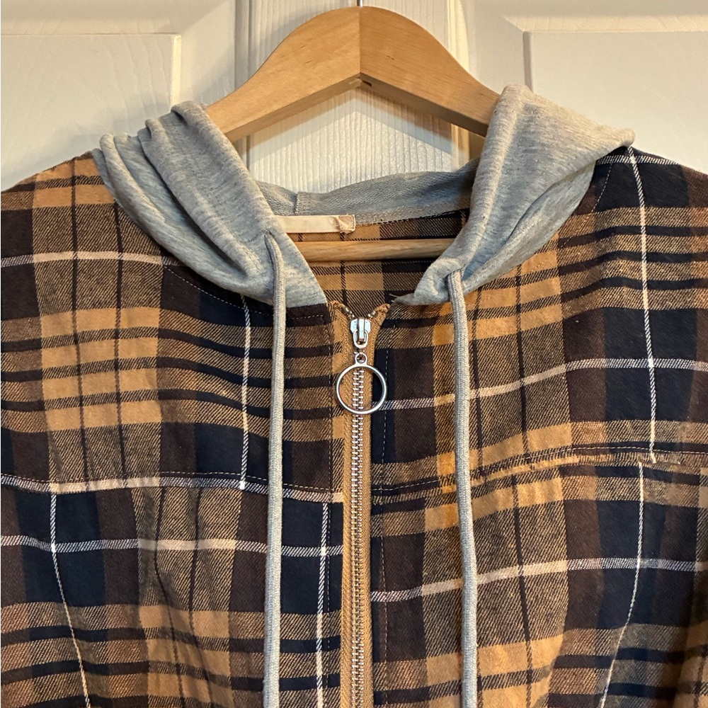 Altar'd State Gray and Tan Plaid Hoodie - Picture 3 of 9